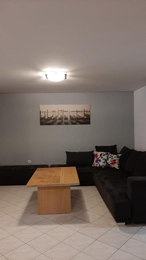 Moderne Souterrainwohnung Crikvenica Exterior foto