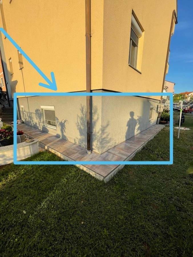 Moderne Souterrainwohnung Crikvenica Exterior foto